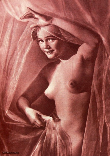 Jean Simmons Nude? Find out at Mr. Skin